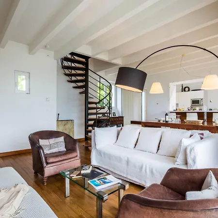 Villa Guethary Sleeps 6 Air Con Wifi *